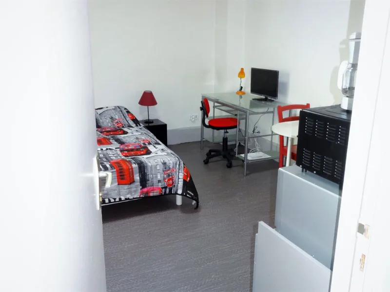 Studio n°3 - 19 rue Desbrest - Vichy