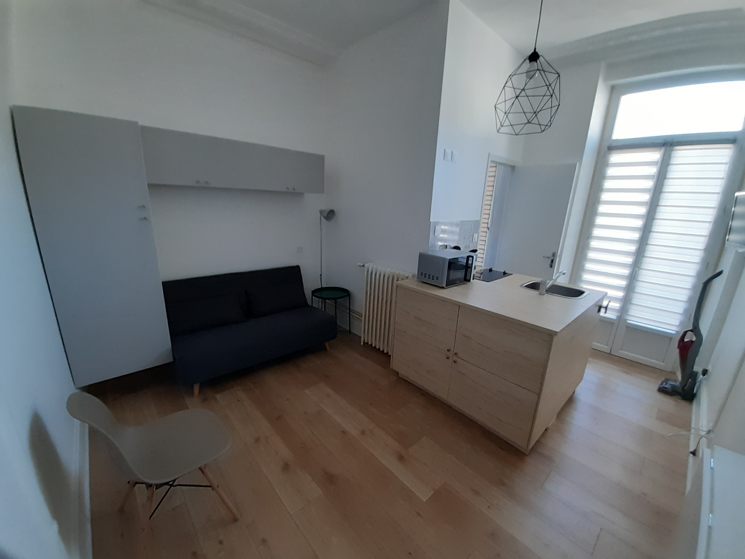 Studio meublé n°7 - 25 rue de Touraine - Vichy
