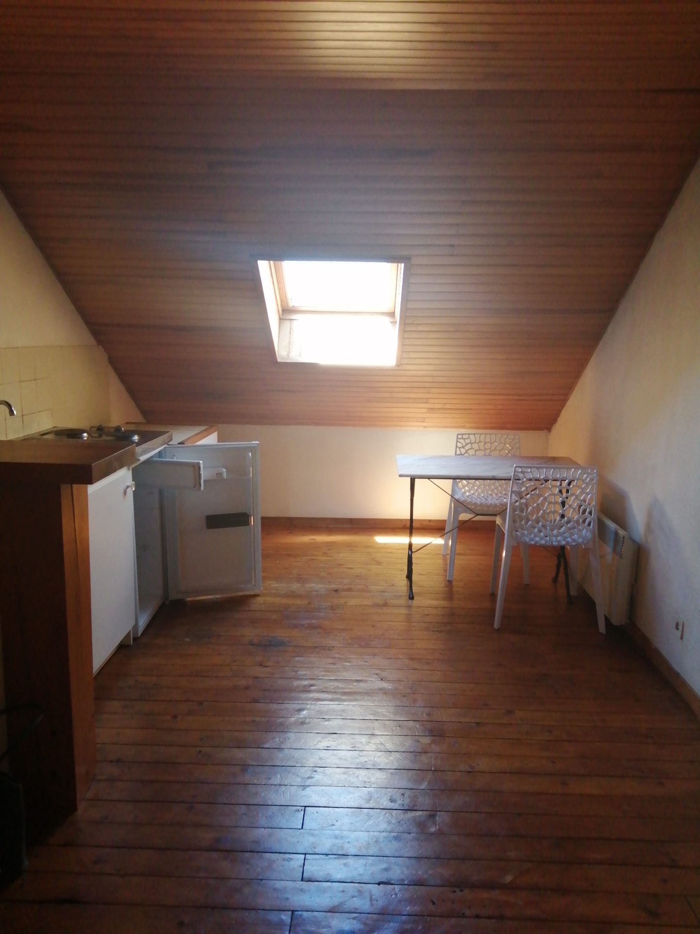 Studio meublé - 19 rue d'Alger - Vichy
