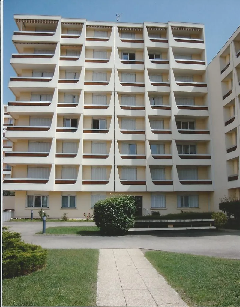 T1 bis - Boulevard de l'Hôpital - 03200 Vichy