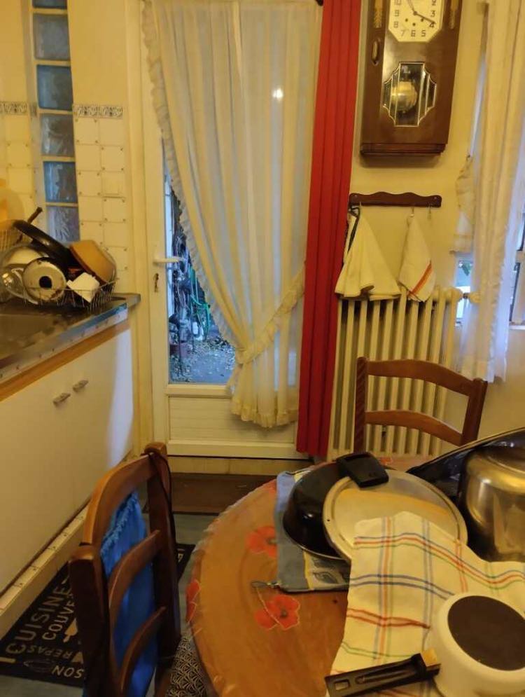 Chambre - 148 rue de Decize — photo 3