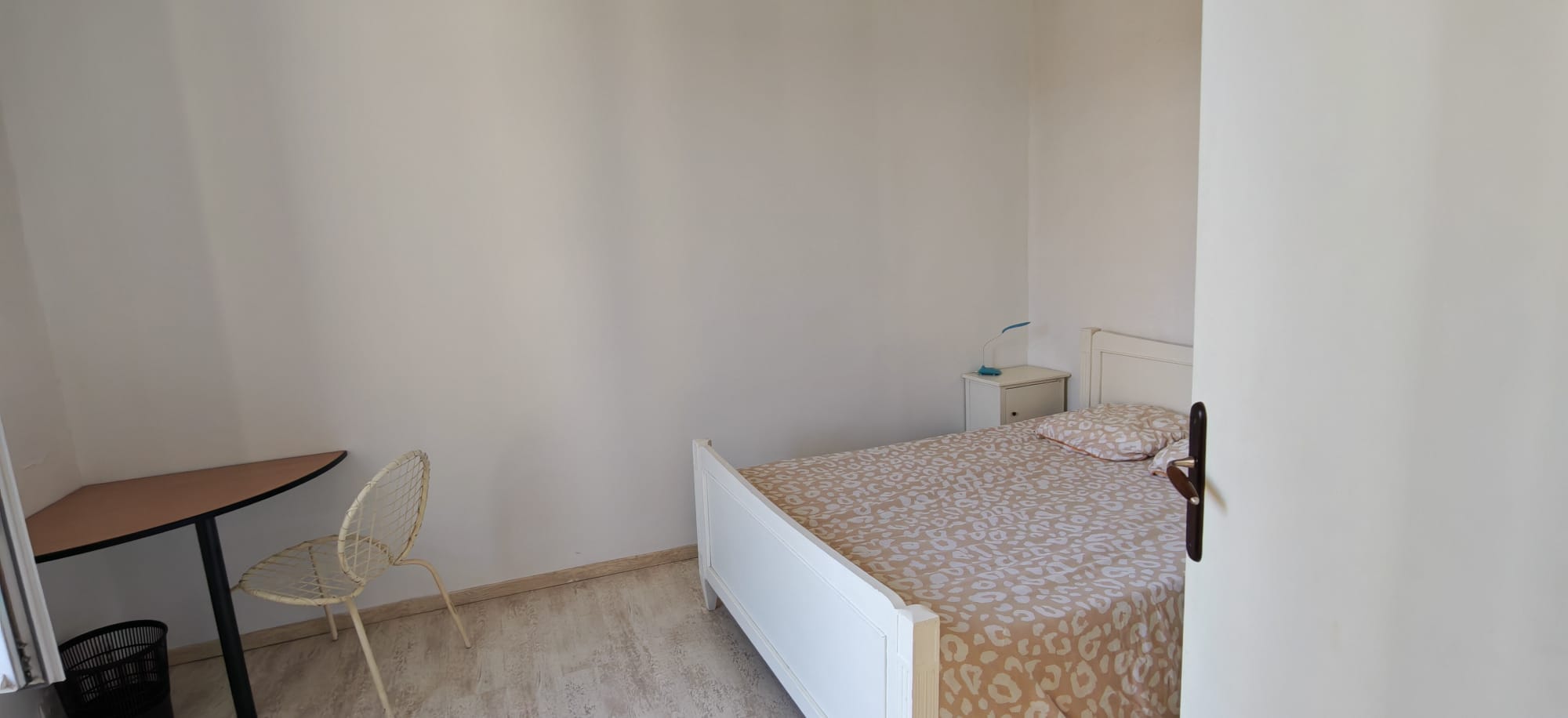 T2 sur cour - Rue Docteur Challier - 03200 Vichy — photo 3