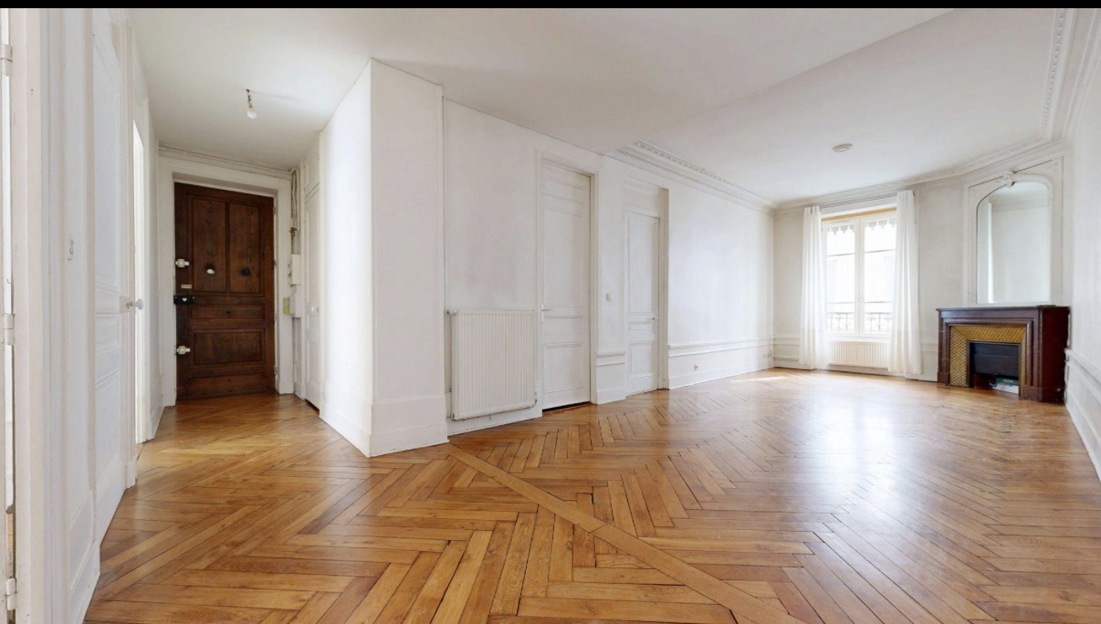 Co loc 82m apt . Chambre 13m Lyon 7 — photo 2