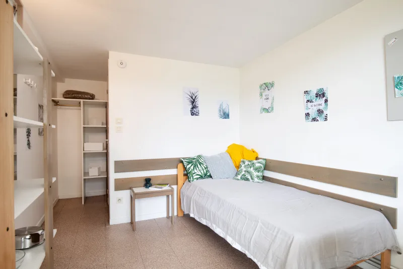Chambre en colocation - Ecully