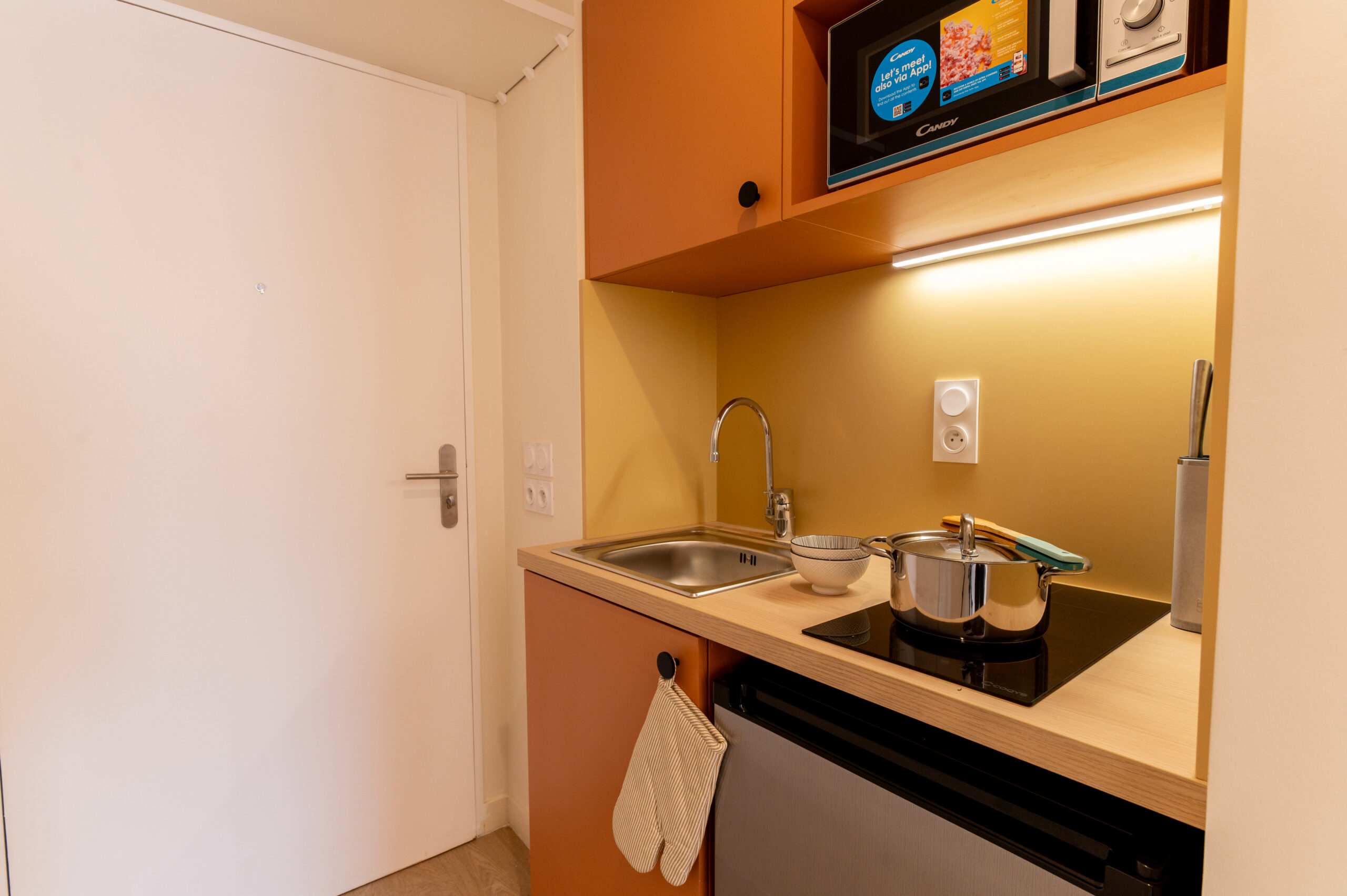 Studio équipé et meublé - Résidence Etudiante Suresnes — photo 2