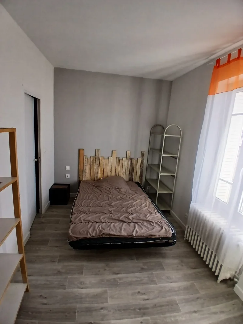 Studio n°32 - 16, rue Masset - Résidence Les Amandiers - 03200 Vichy